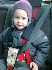 Детское бескаркасное автокресло
