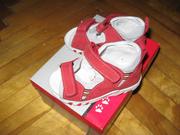 Продам абсолютно новые,   босоножки фирмы RED CAT 