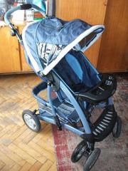 Продам коляску-трансформер Graco Quattro Tour Deluxe.